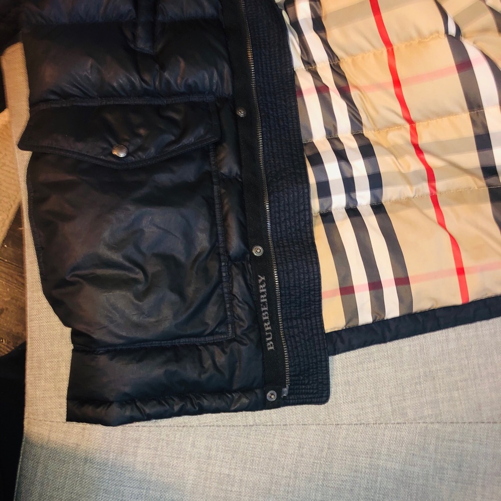 Burberry coat - Picture 6 of 7